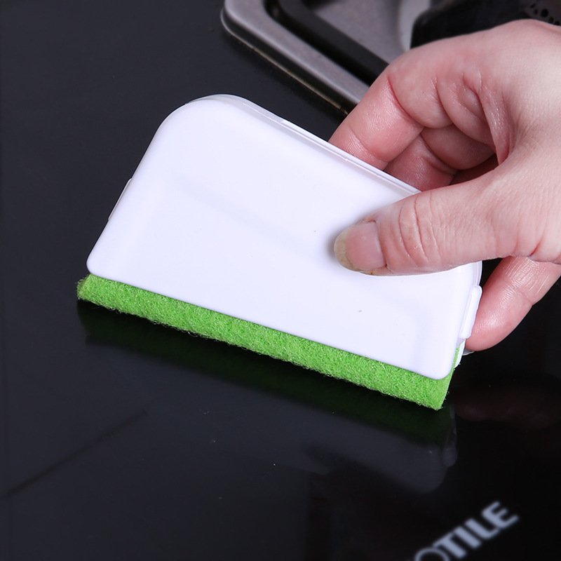 Gap Brush For Cleaning Window Grooves - Image 3